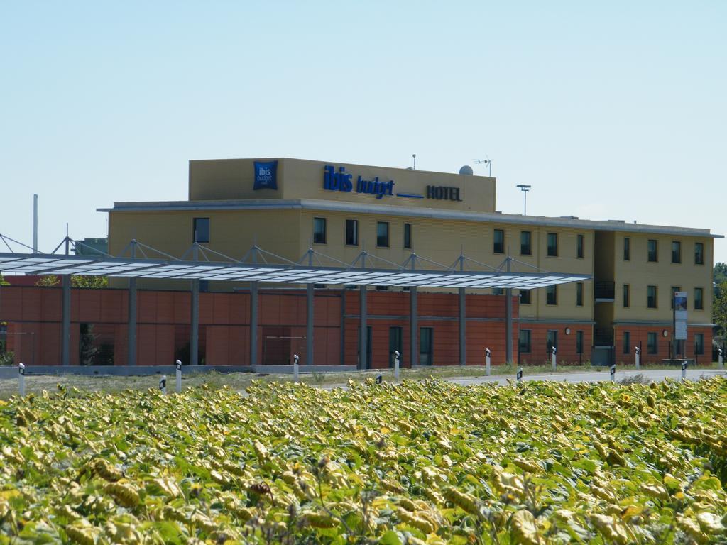 Ibis Budget Castelnaudary - A61 Exterior photo