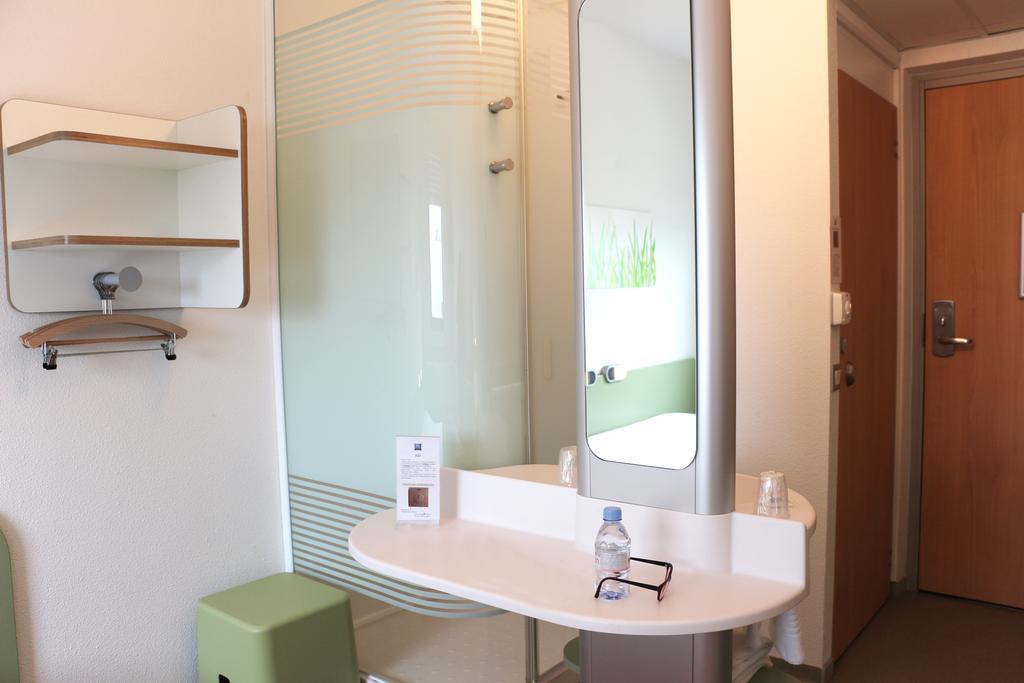 Ibis Budget Castelnaudary - A61 Room photo