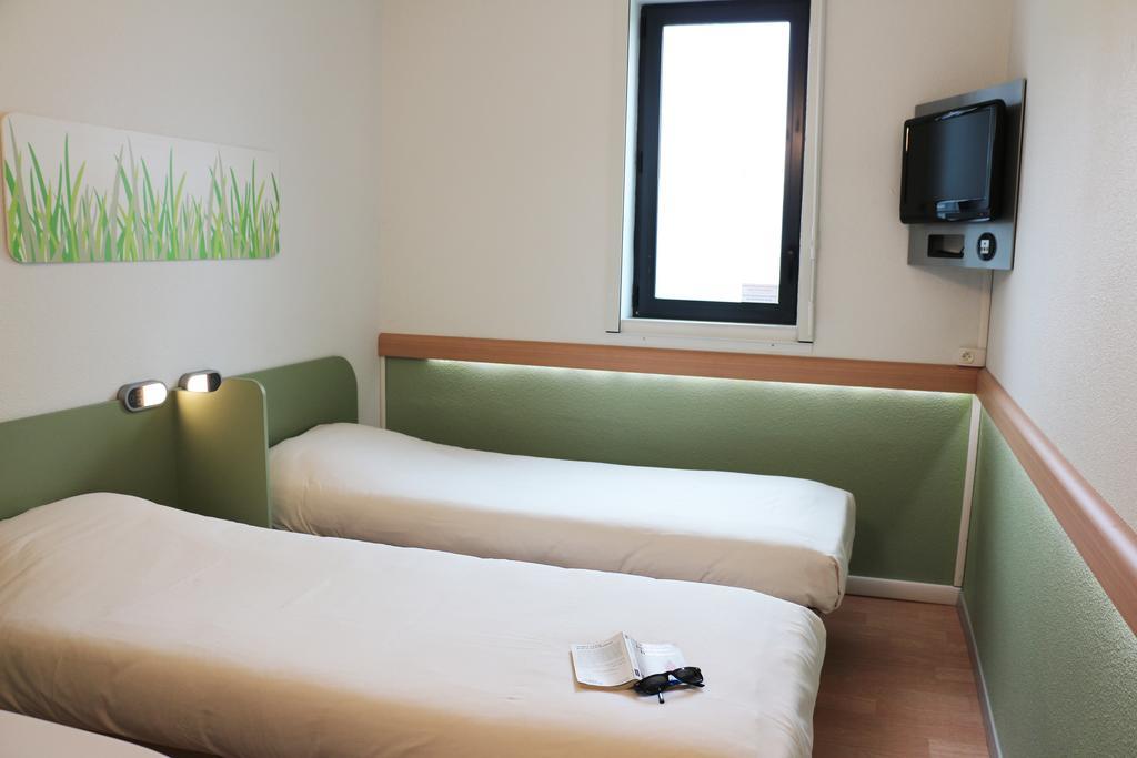 Ibis Budget Castelnaudary - A61 Room photo