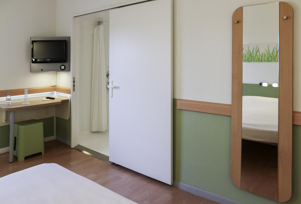 Ibis Budget Castelnaudary - A61 Exterior photo