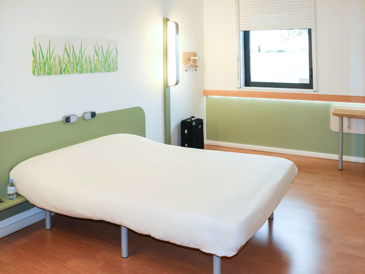 Ibis Budget Castelnaudary - A61 Exterior photo